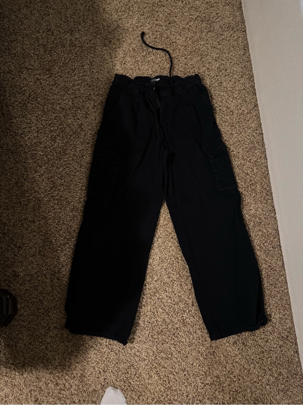Fashion Nova Women's Black Cargo Joggers